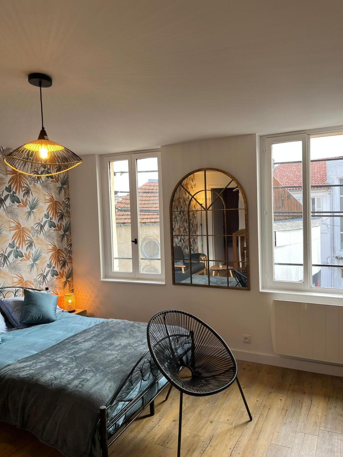 Monlogis 6 Grand Lumineux- Fibre Apartment *