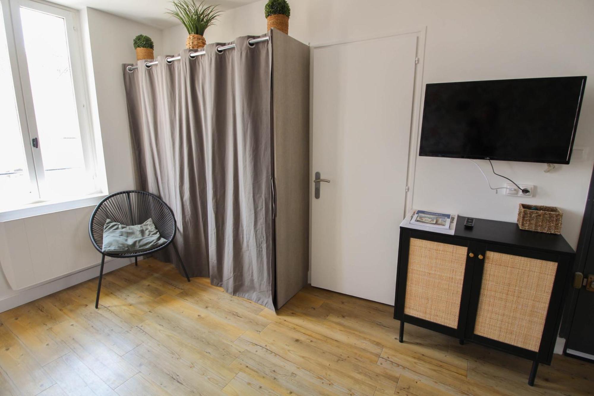 Apartment Monlogis 6 Grand Lumineux- Fibre